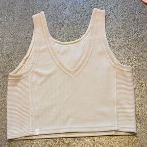 Women’s Lululemon Cream Crop Top Size 4